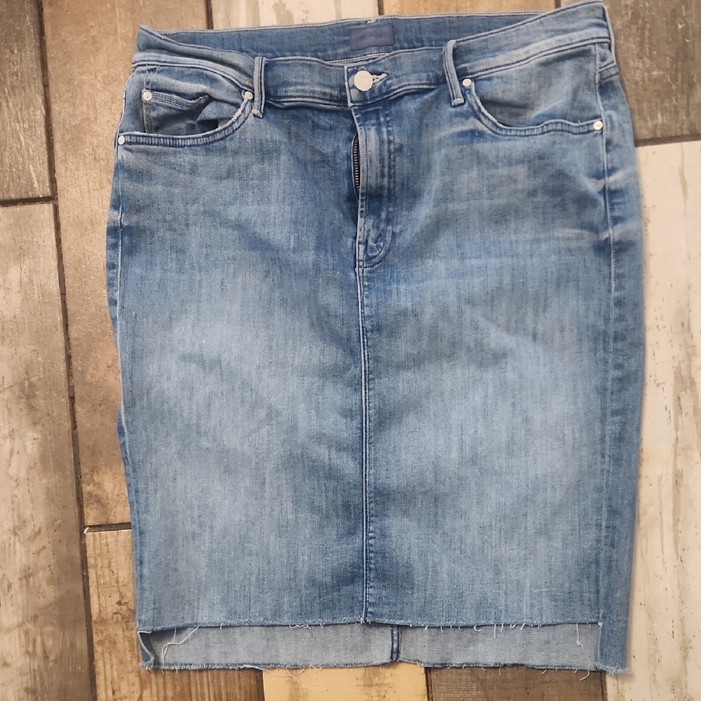 MOTHER Denim Pencil Skirt in Blue